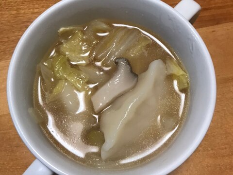 水餃子と野菜の味噌スープ